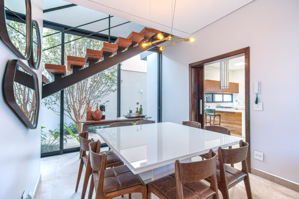 Quiet Confidence of Contemporary Interior Design